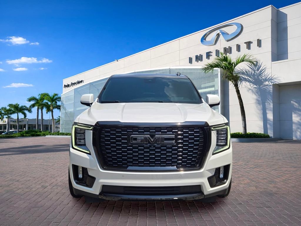 Used 2023 White GMC Denali image 2