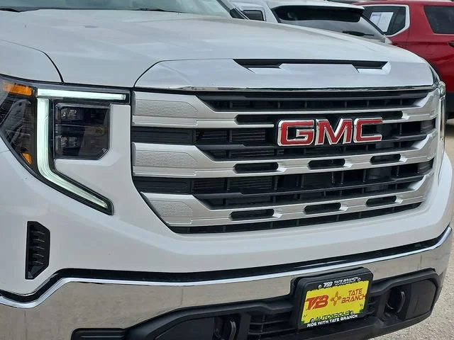 2026 GMC Sierra 1500 SLE - Photo 7