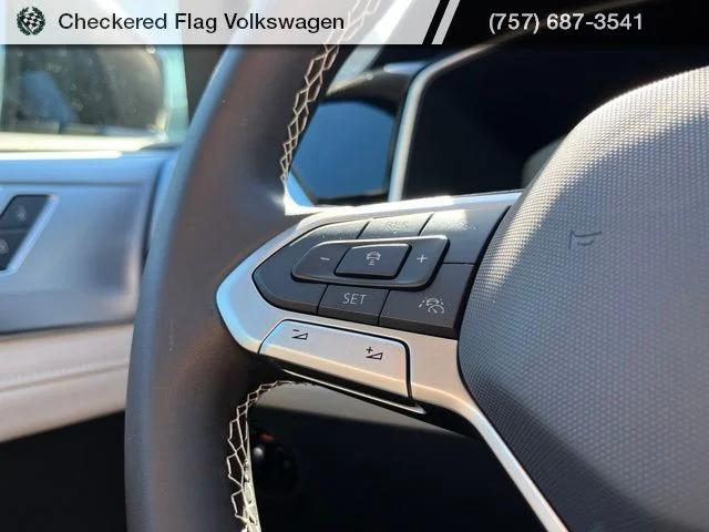 New 2026 Black Volkswagen 1.5T SE image 32