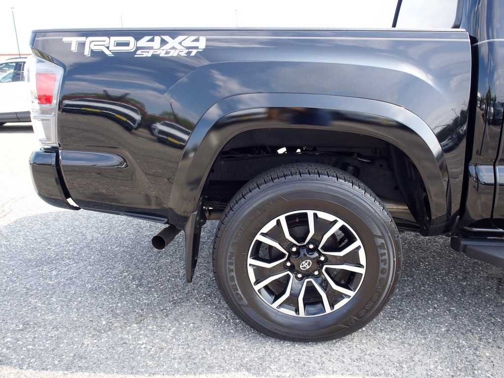 2023 Toyota Tacoma TRD Sport - Photo 12