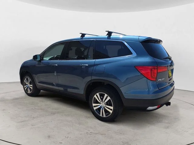 Used 2017 Blue Honda EX-L image 3