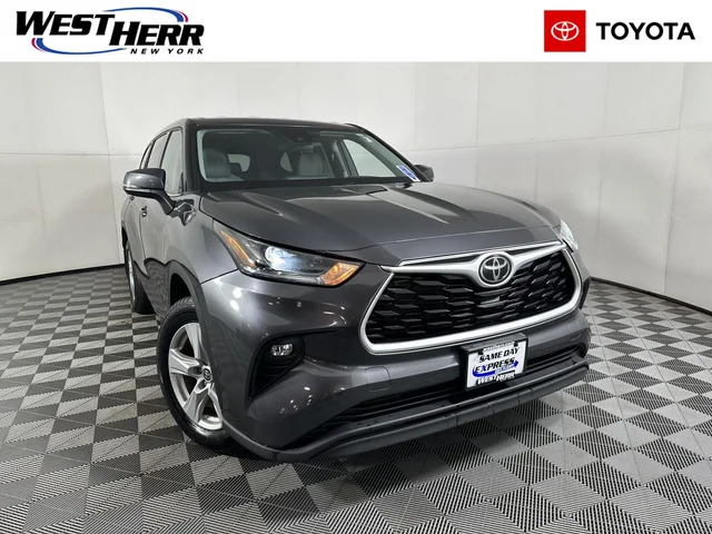 2021 Toyota Highlander LE