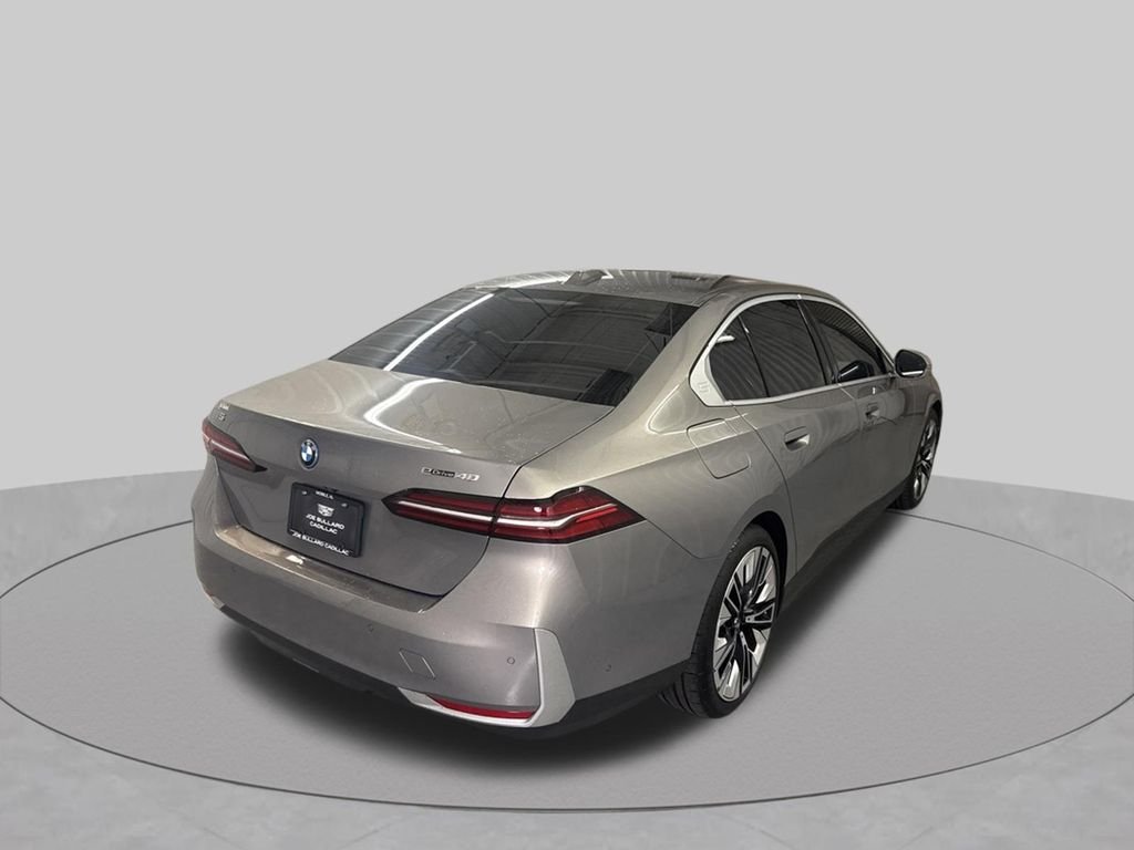 Used 2024 Gray Metallic BMW eDrive40 image 5