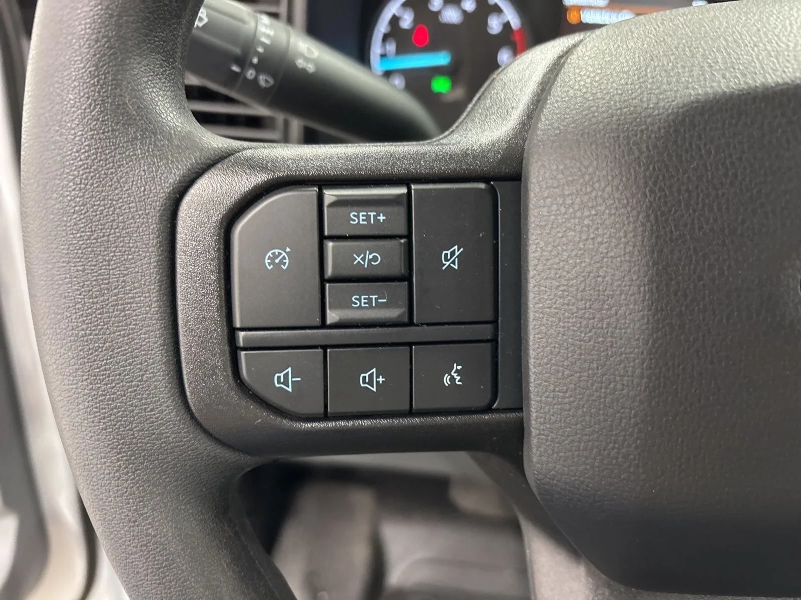 New 2026 Oxford White Ford F-350® XL image 13