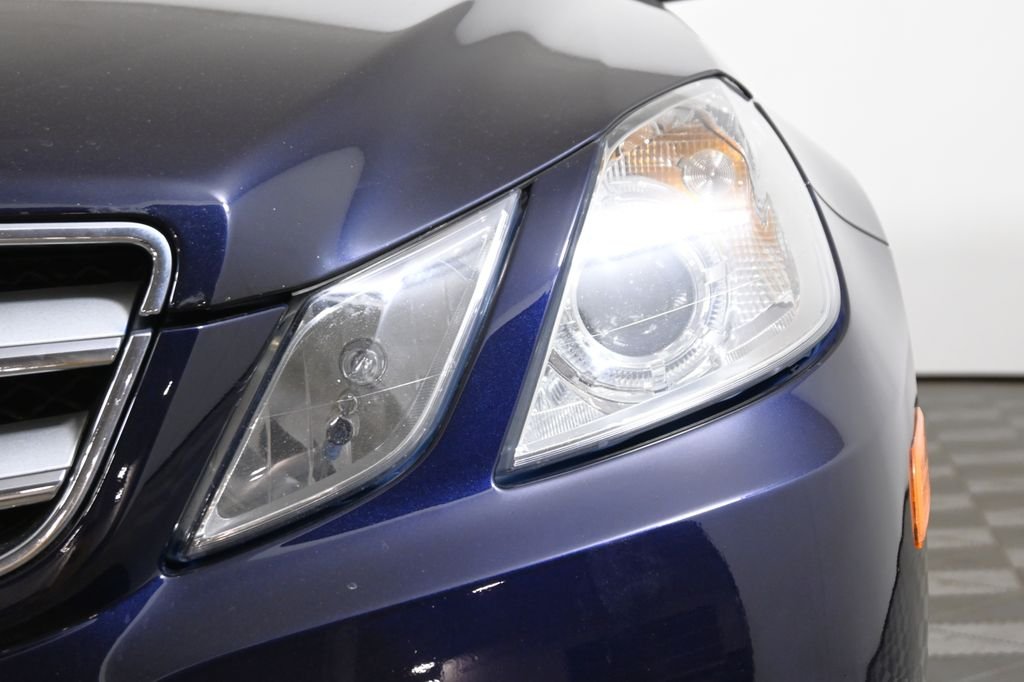 Used 2010 Capri Blue Metallic Mercedes-Benz E 350 image 11