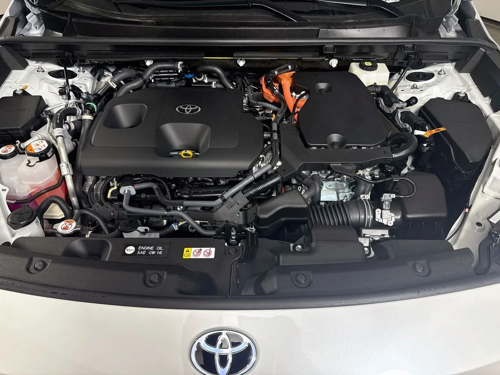 New 2026 Wind Chill Pearl with Midnight Black Metallic roof Toyota GR SPORT image 29