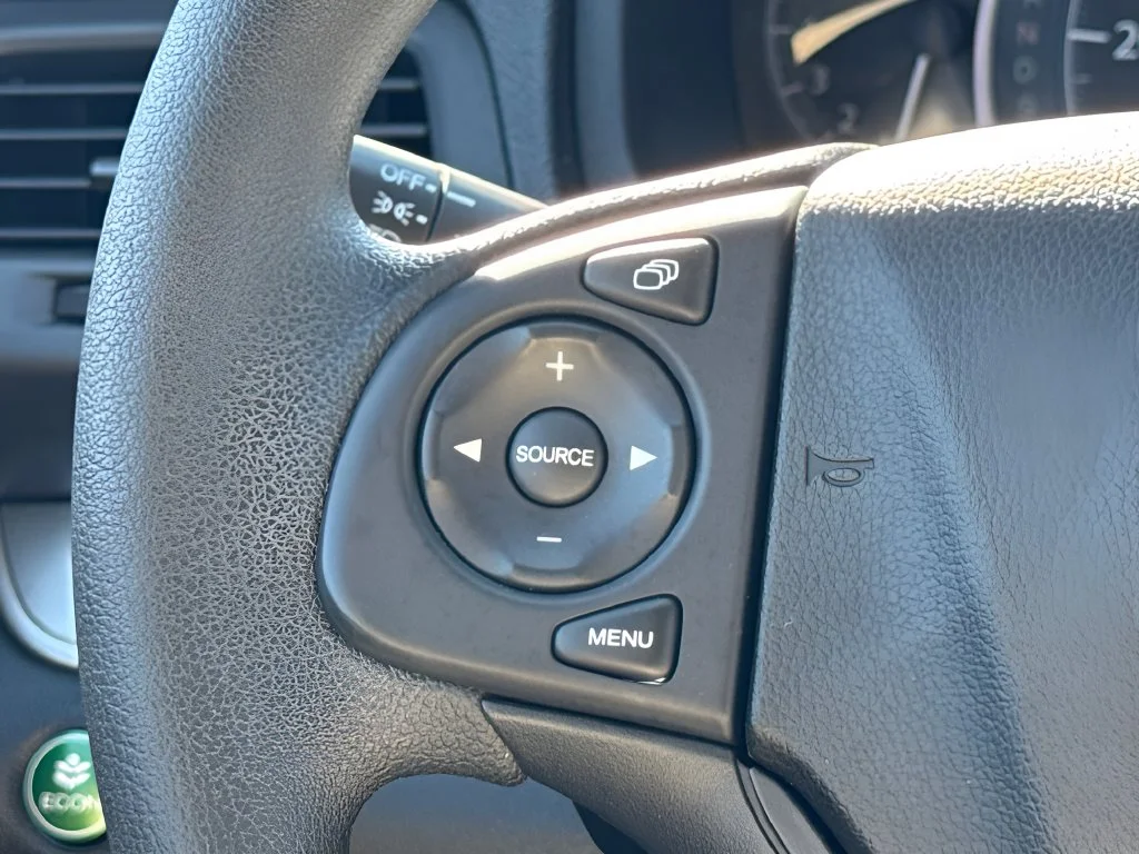 Used 2016 White Honda LX image 14