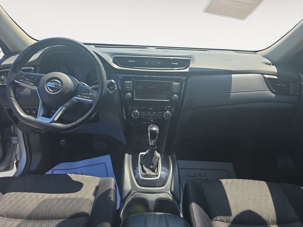 Used 2018 Silver Nissan SV image 11