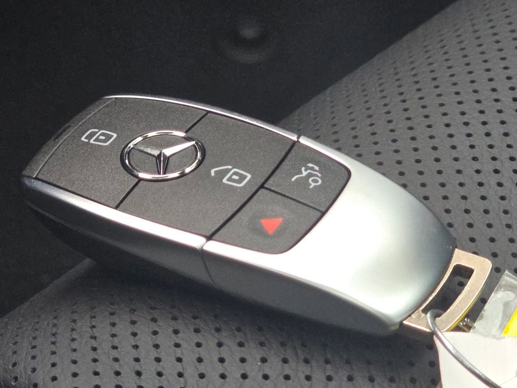 New 2026 Black Mercedes-Benz GLS 450 image 80
