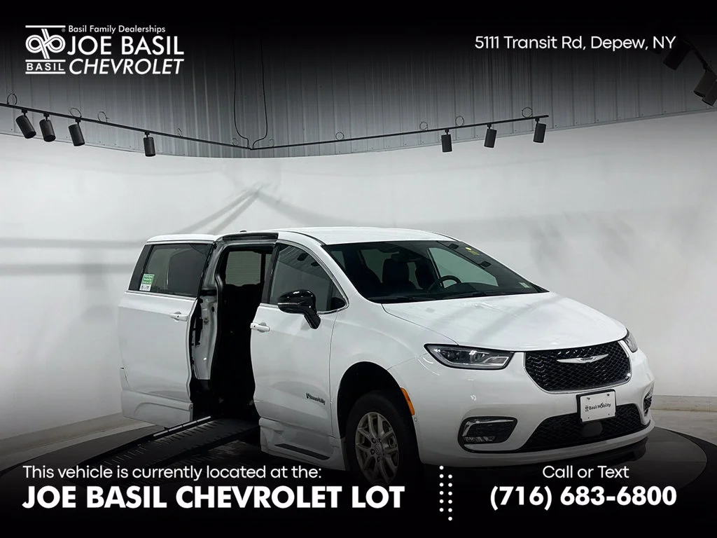 Used 2025 White Chrysler Wheelchair Accessible-  Select image 1
