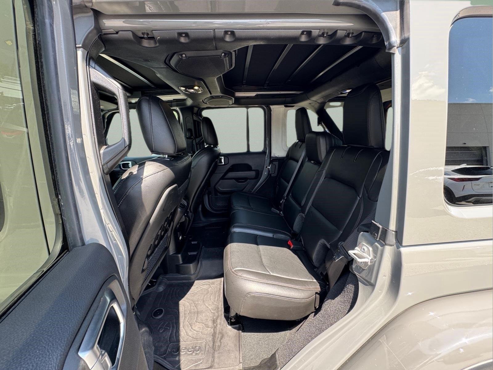 Used 2023 Sting-Gray Clearcoat Jeep Rubicon 392 image 16