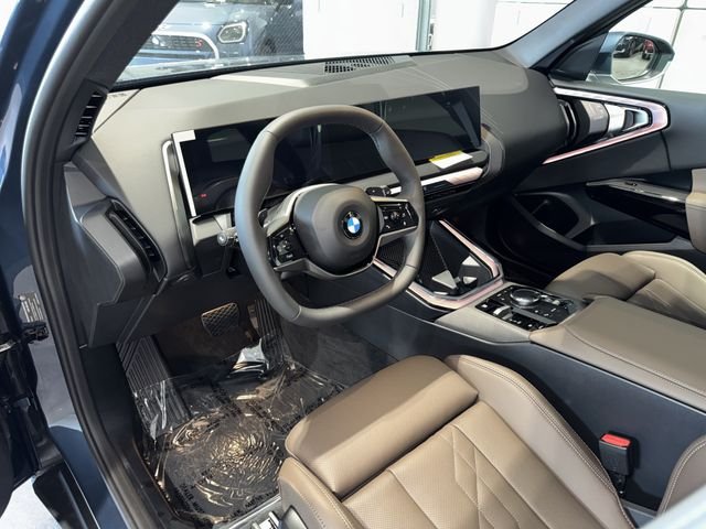 New 2026 Arctic Race Blue metallic BMW 30 xDrive image 15