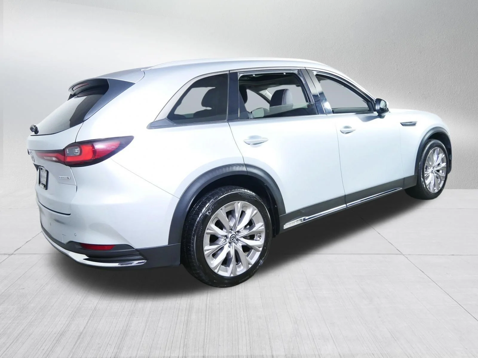 Used 2024 Sonic Silver Mazda 3.3 Turbo Premium image 7