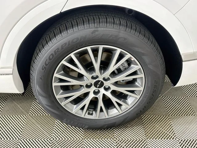 New 2027 Genesis GV80 2.5T