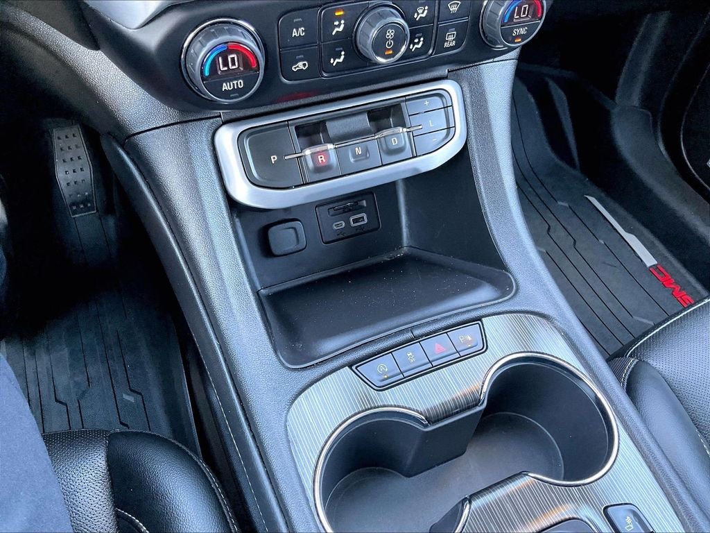 Used 2022 Cayenne Red Tintcoat GMC SLT image 26