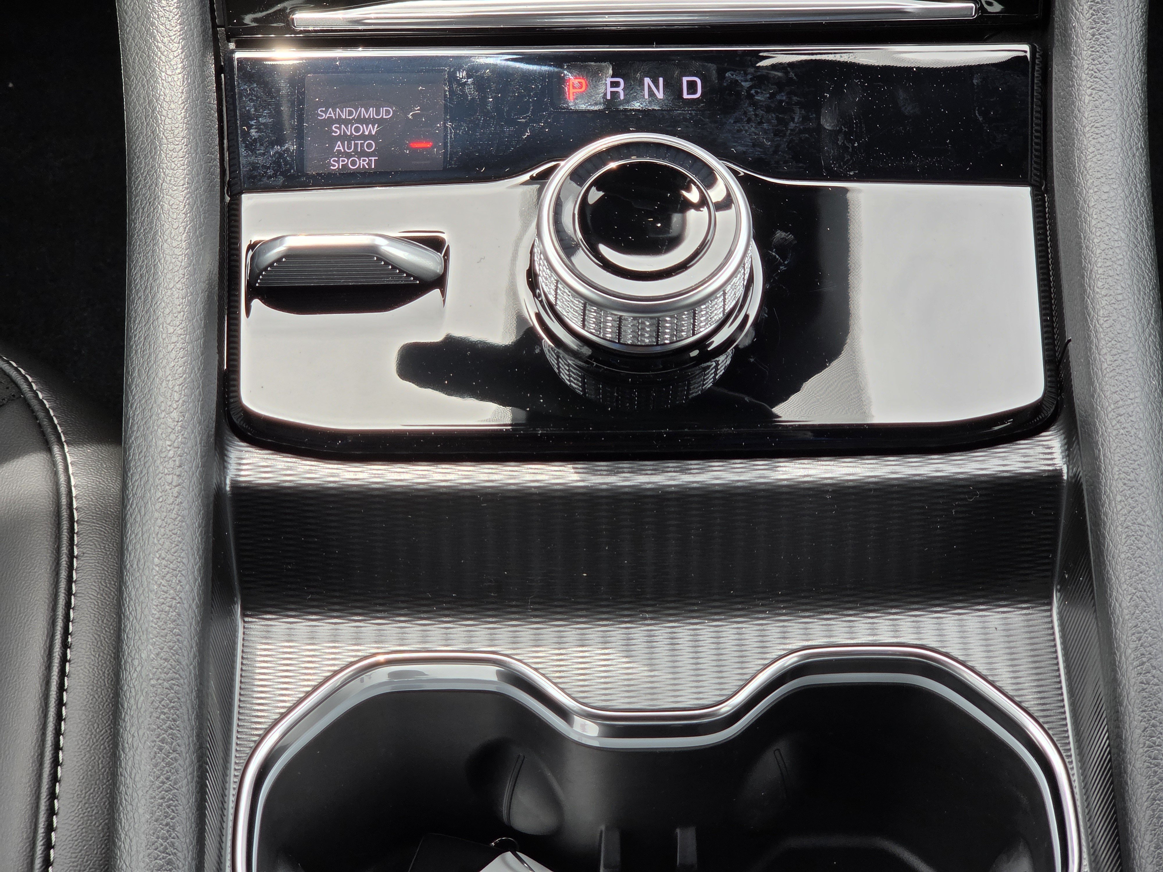 New 2026 Silver Zynith Jeep Laredo Altitude image 13