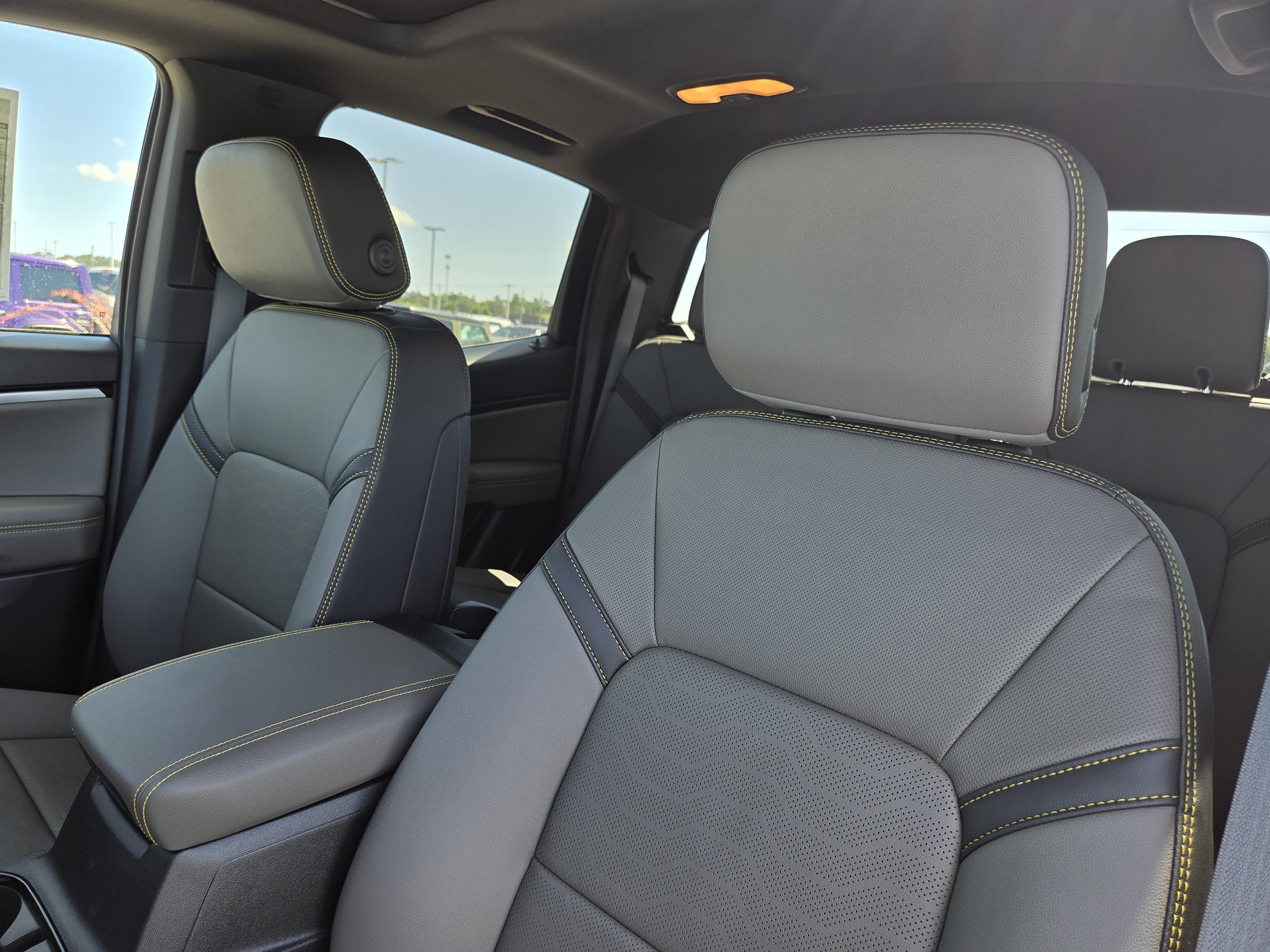 2026 Chevrolet Colorado ZR2 - Photo 22