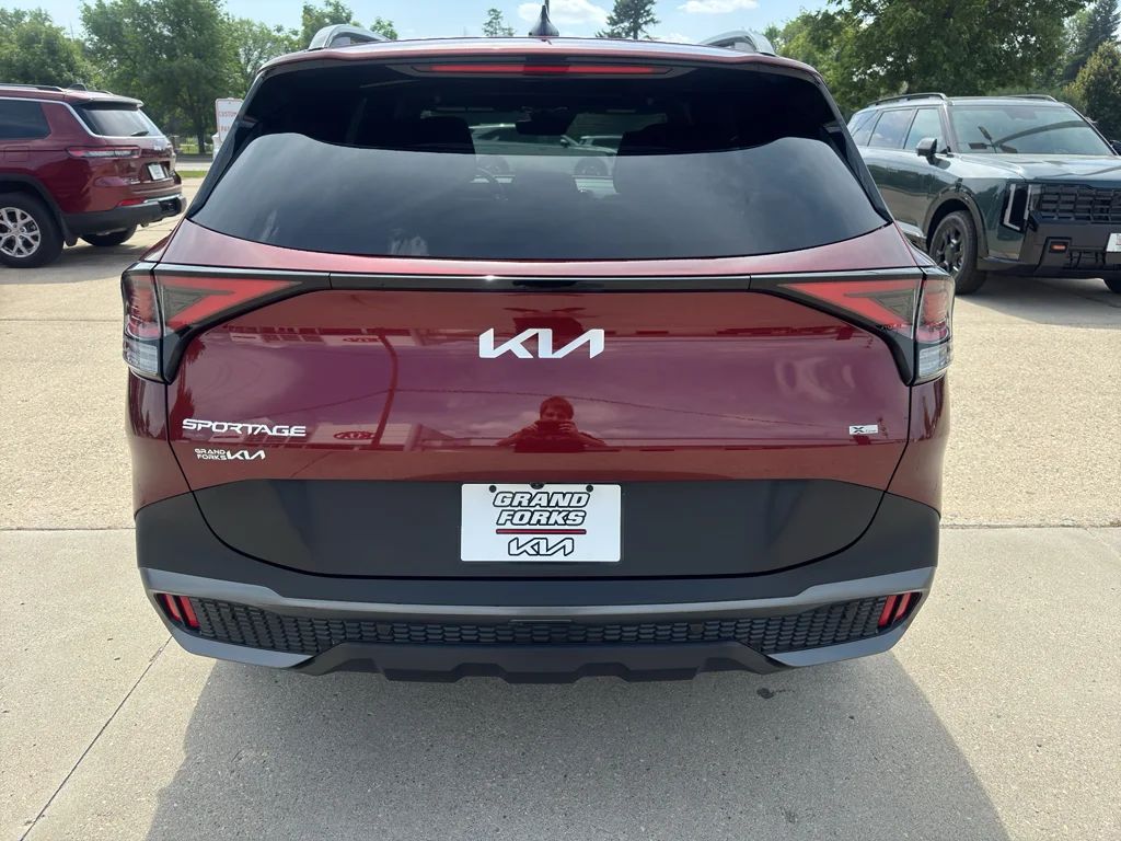 Used 2023 DAWNING RED Kia X-Line image 6