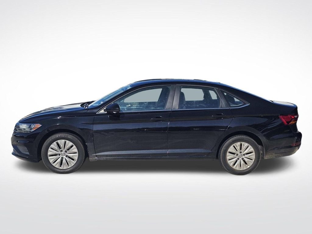 Used 2019  Volkswagen  image 12