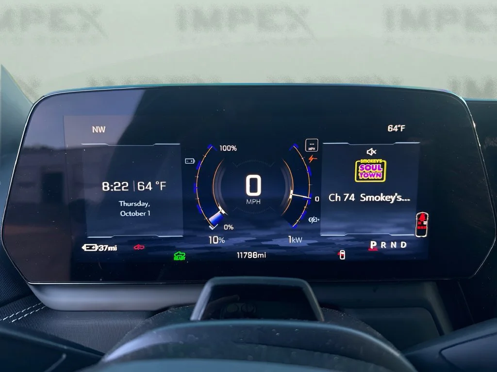 Used 2025 Gray Chevrolet LT image 14