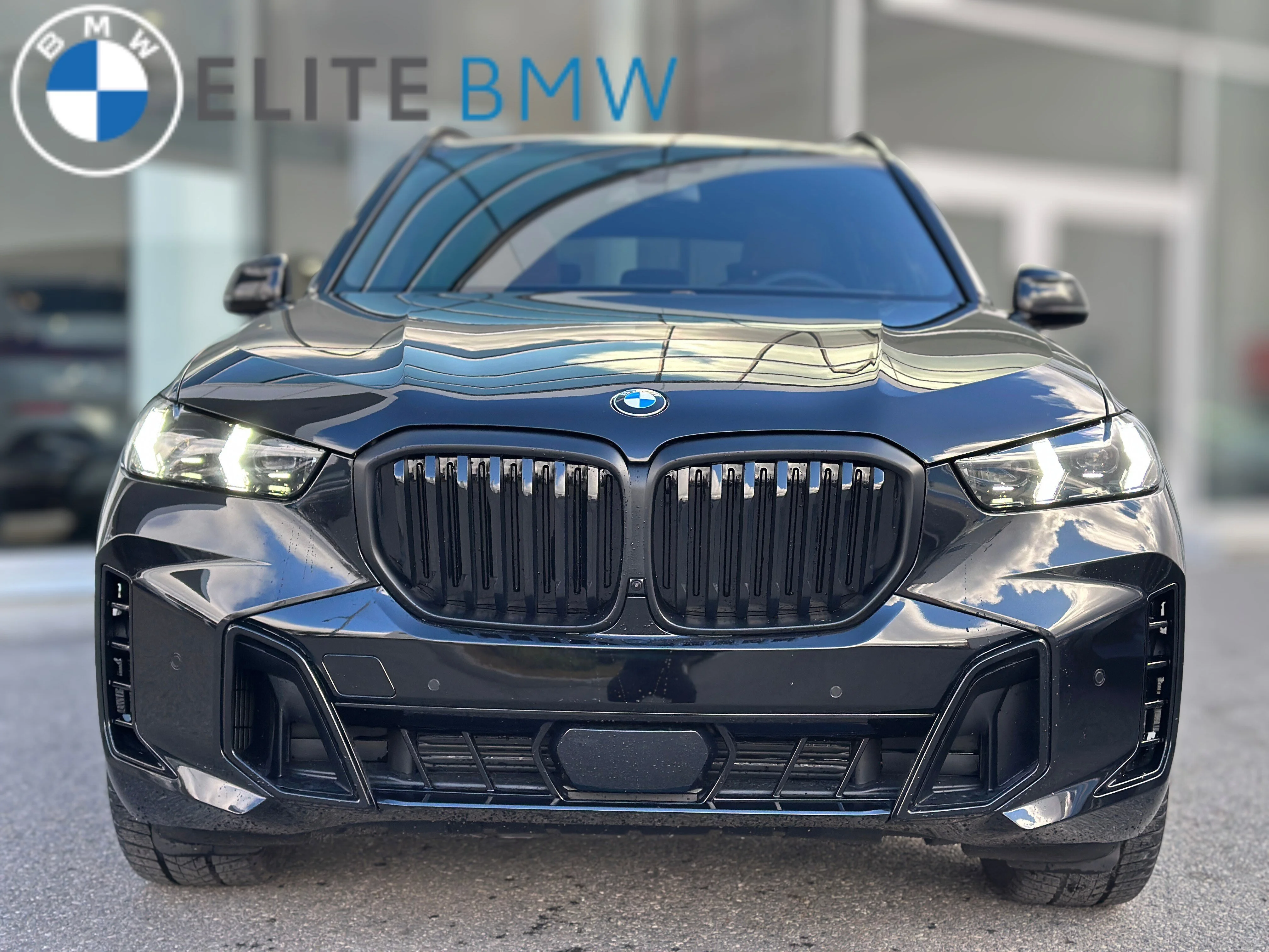 Used 2026 BLACK SAPPHIRE METALLIC BMW XDRIVE40I image 27