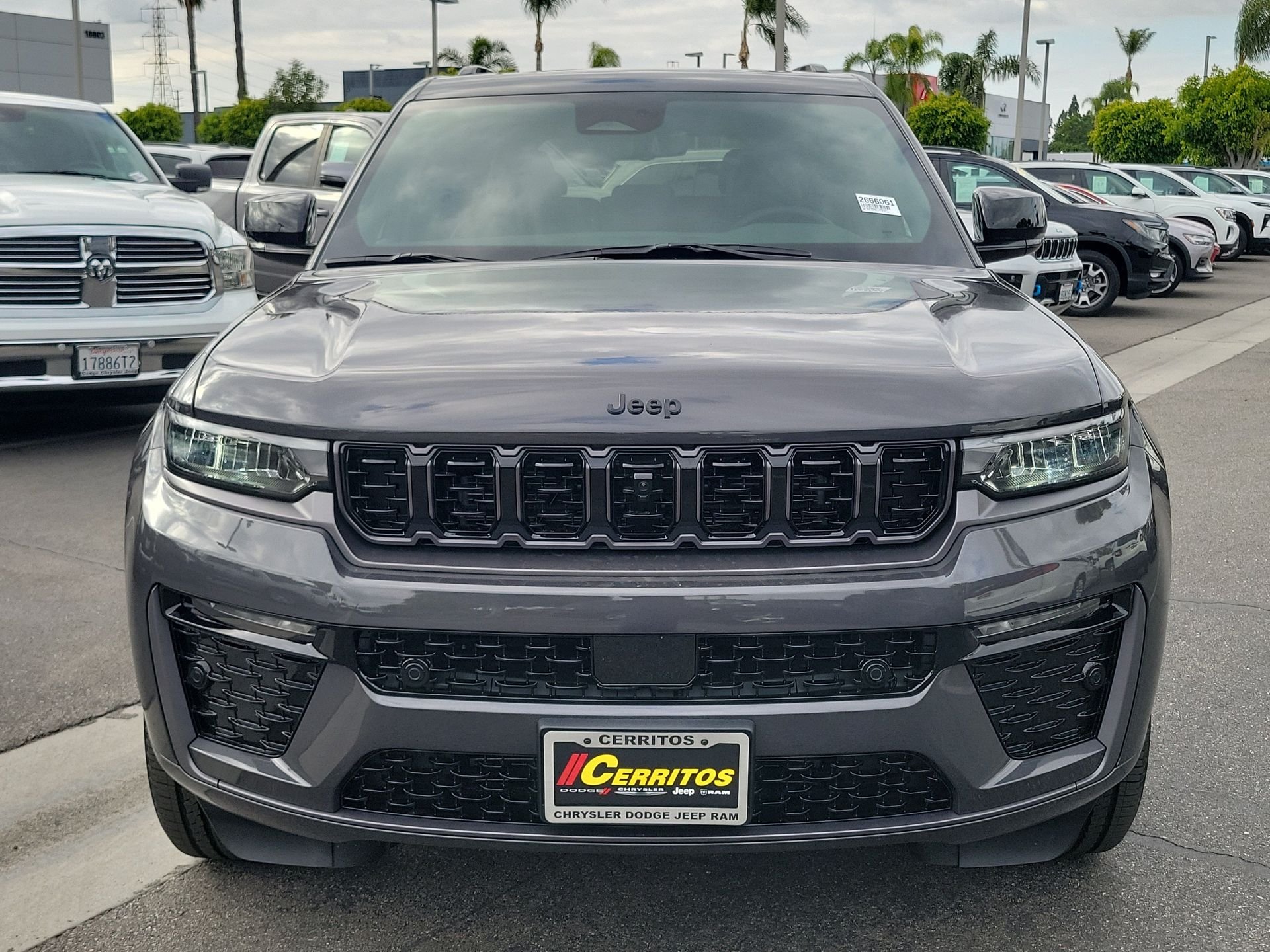 New 2026 Baltic Gray Metallic Clearcoat Jeep Limited Reserve image 21