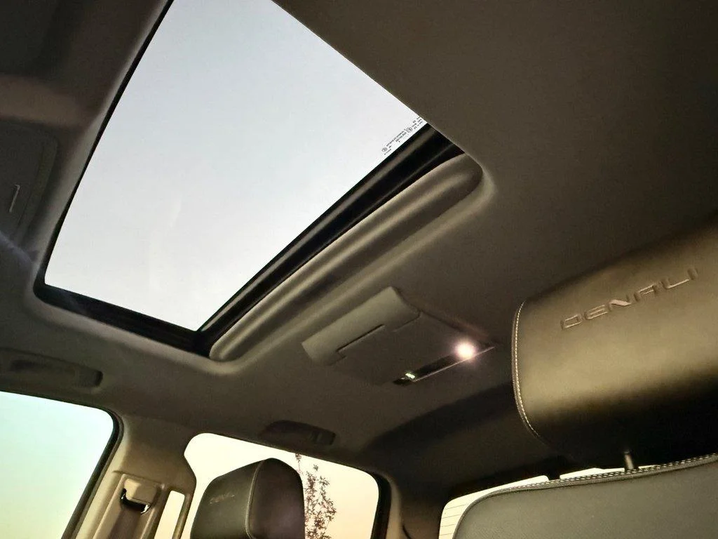 Used 2016 Onyx Black GMC DENALI image 22