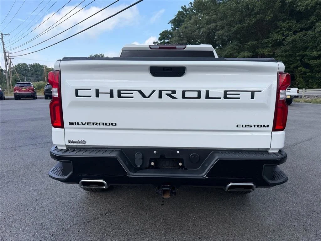 Used 2021 White Chevrolet Custom Trail Boss image 11