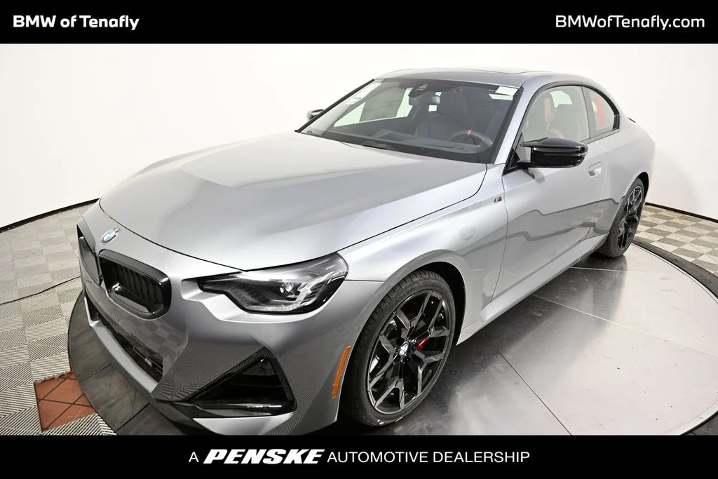 2026 BMW 2 Series M240i xDrive Coupe's photo
