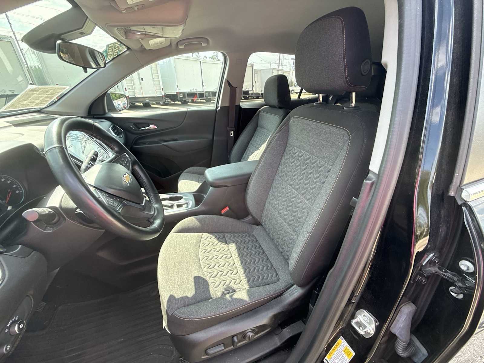 2024 Chevrolet Equinox LT - Photo 18