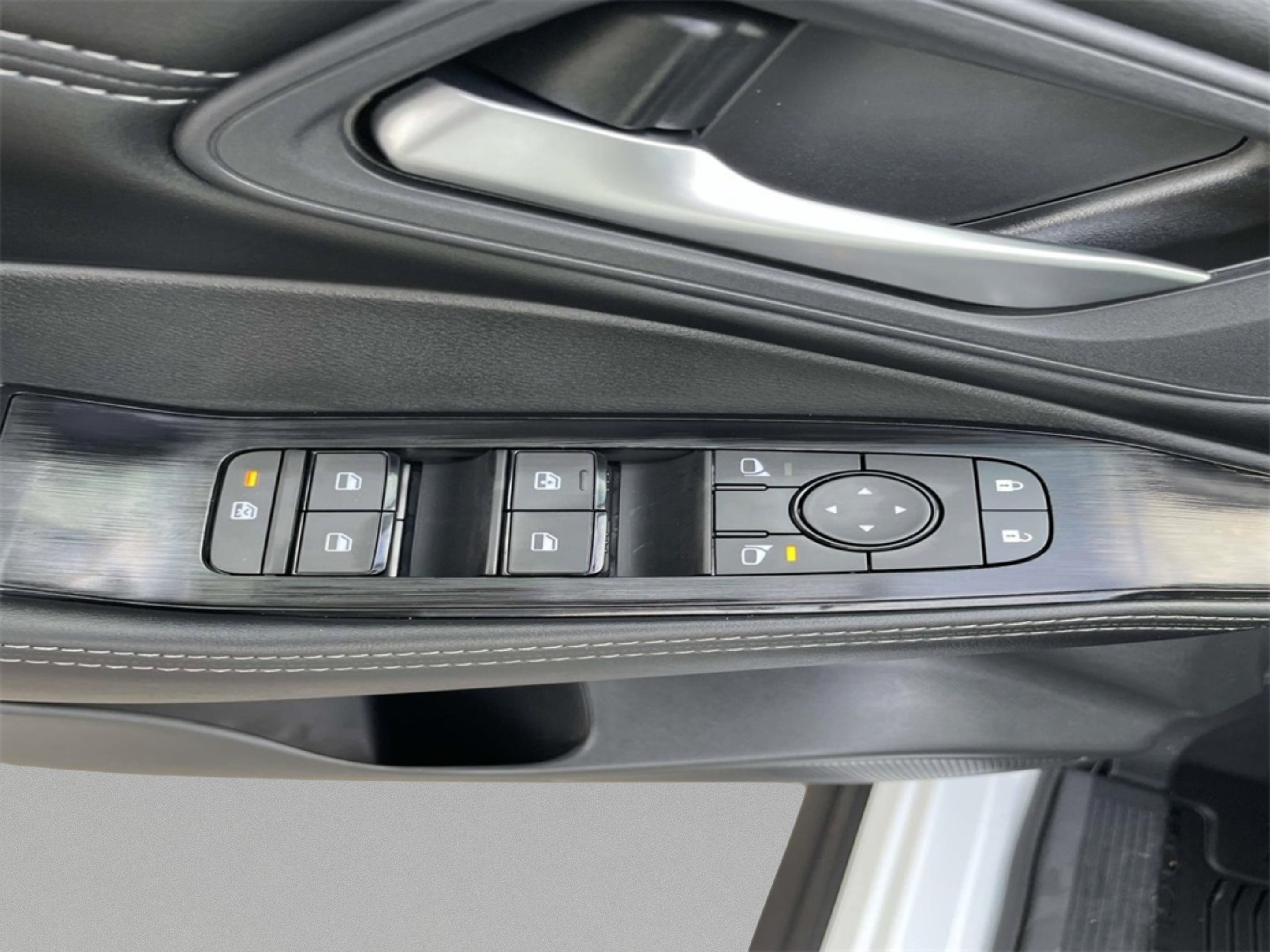 2026 Nissan Rogue SV - Photo 24