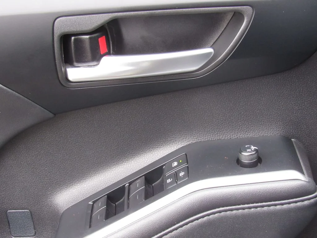 2025 Toyota Highlander XSE - Photo 36