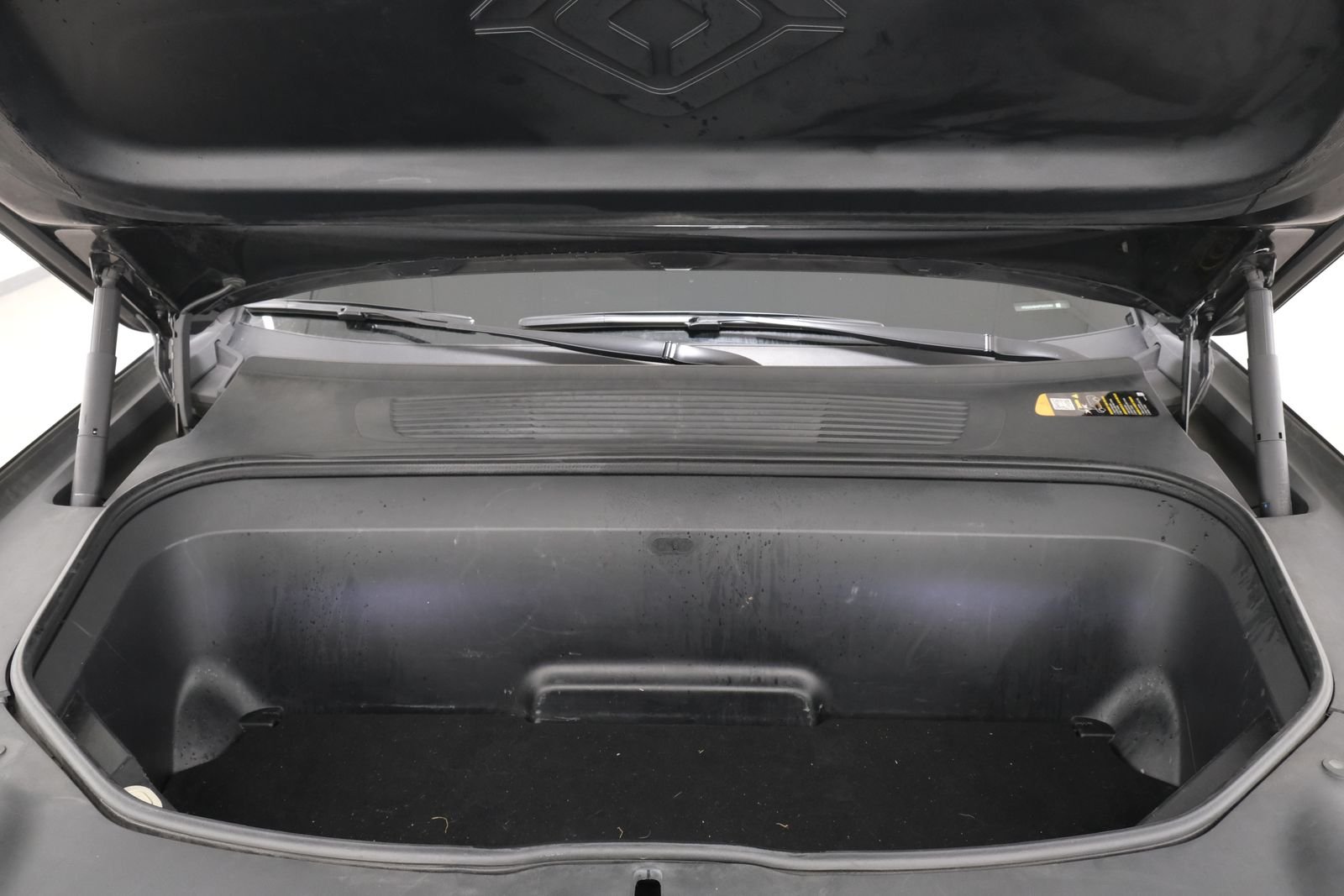 Used 2023 Midnight Rivian Adventure image 46