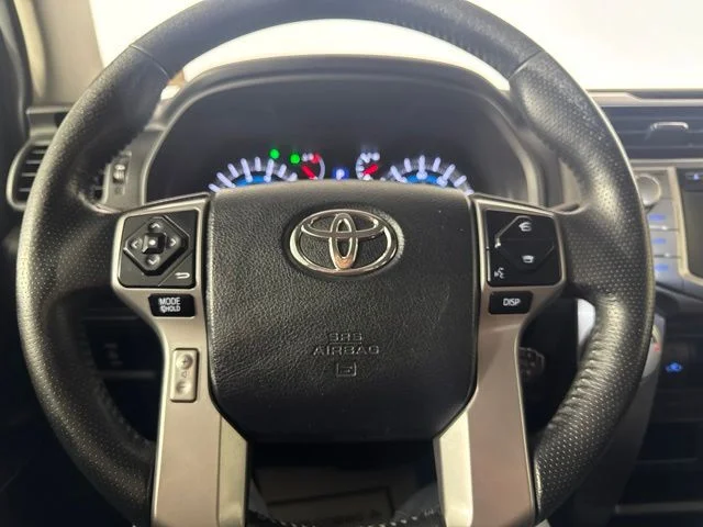Used 2014 Black Toyota SR5 image 19