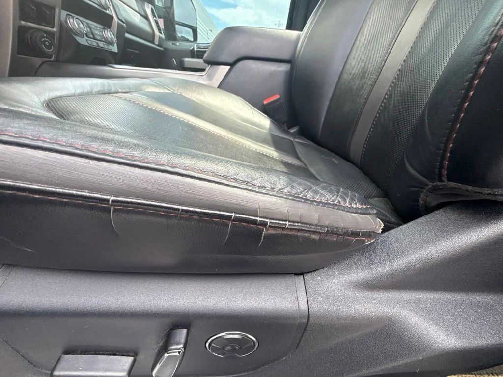 Used 2021 Black Ford  image 17