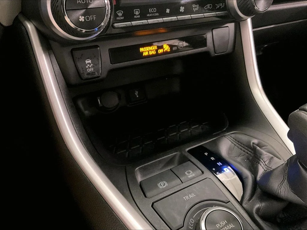 Used 2022 Gray Toyota XLE image 38