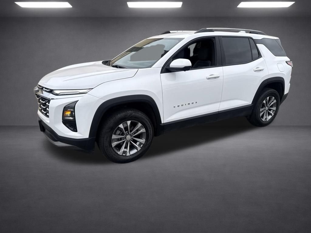 Used 2025 White Chevrolet LT image 2