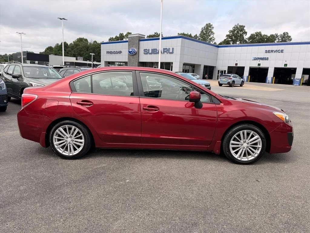 Used 2014 Red Subaru 2.0i Premium image 10