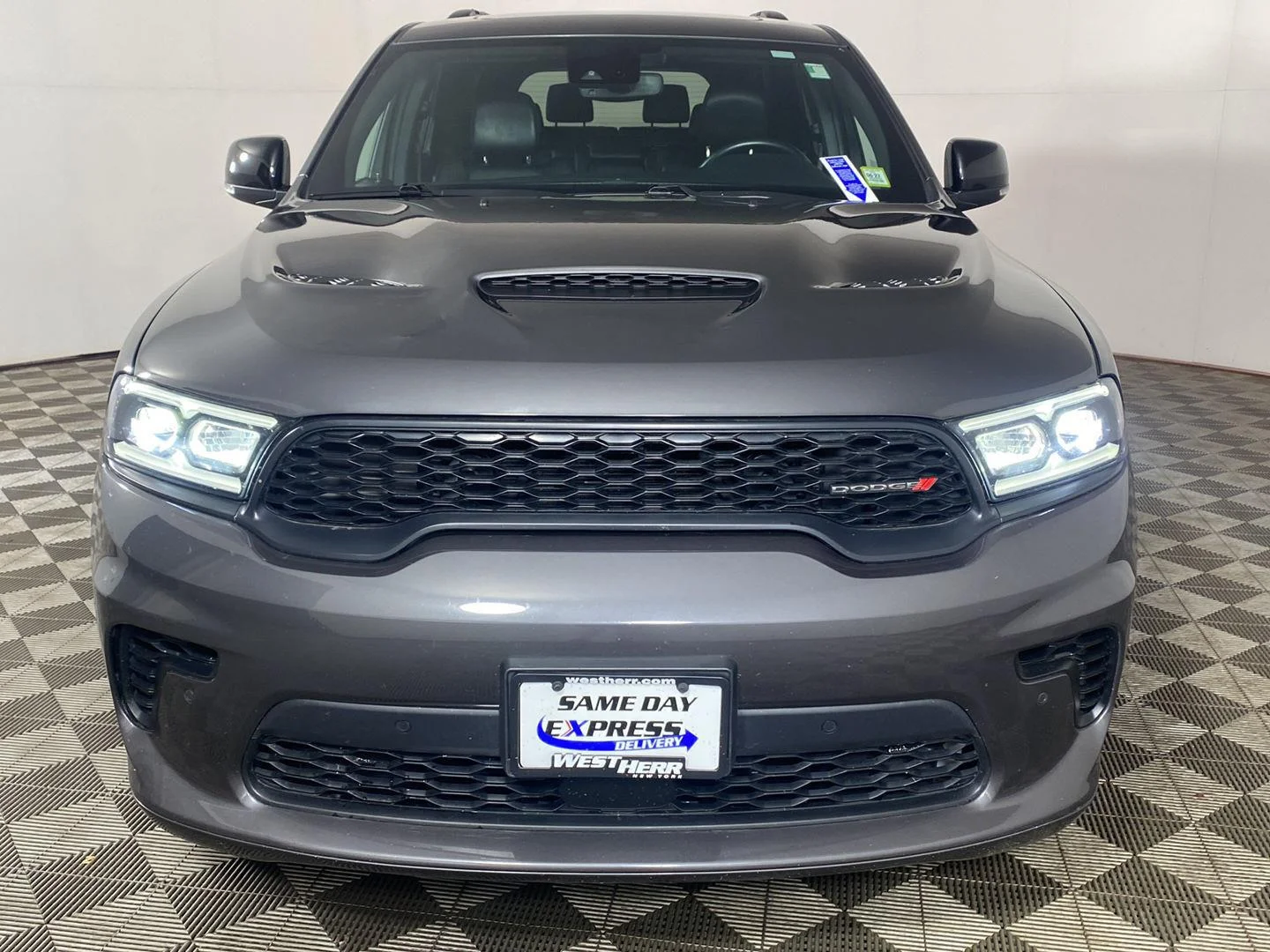Used 2025 Vapour Grey Dodge R/T image 7