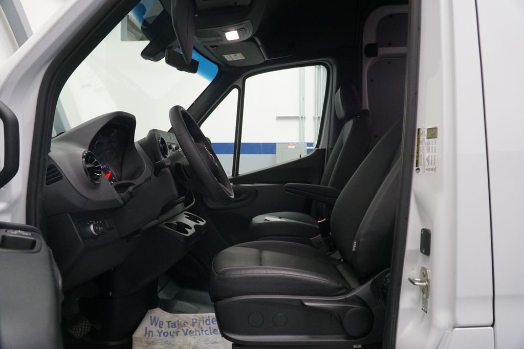 2025 Mercedes-Benz Sprinter Cargo Van Base - Photo 8