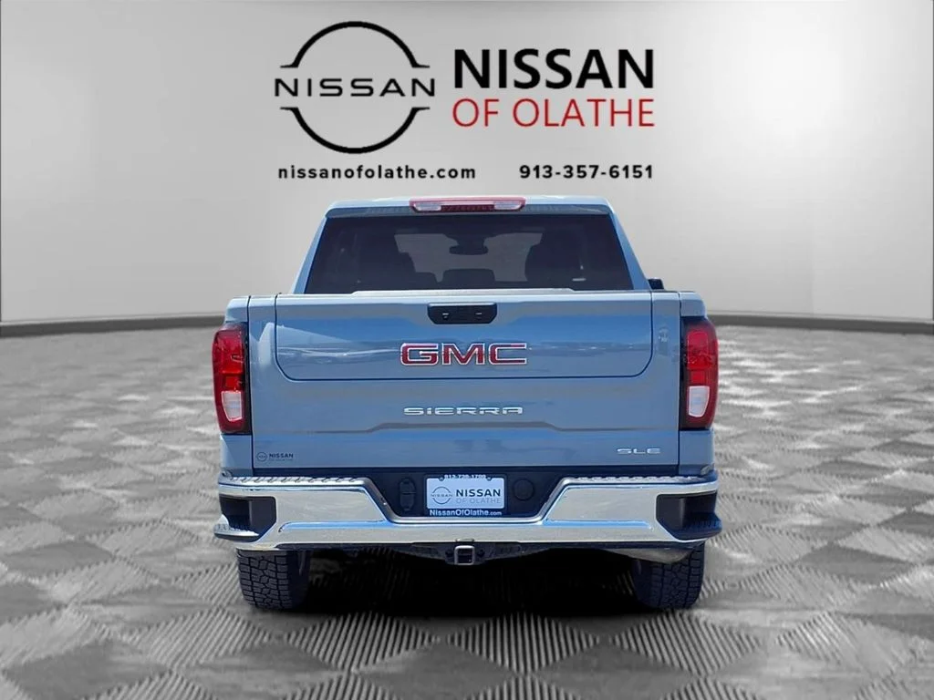 Used 2024 Gray GMC SLE image 26