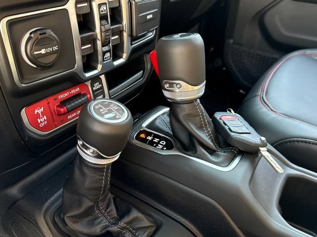 New 2026 Black Clearcoat Jeep Rubicon X image 26