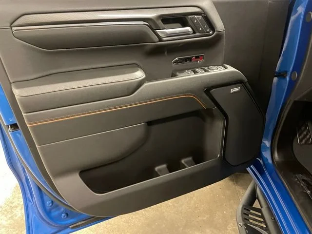 Used 2024 Dynamic Blue Metallic GMC AT4 image 27