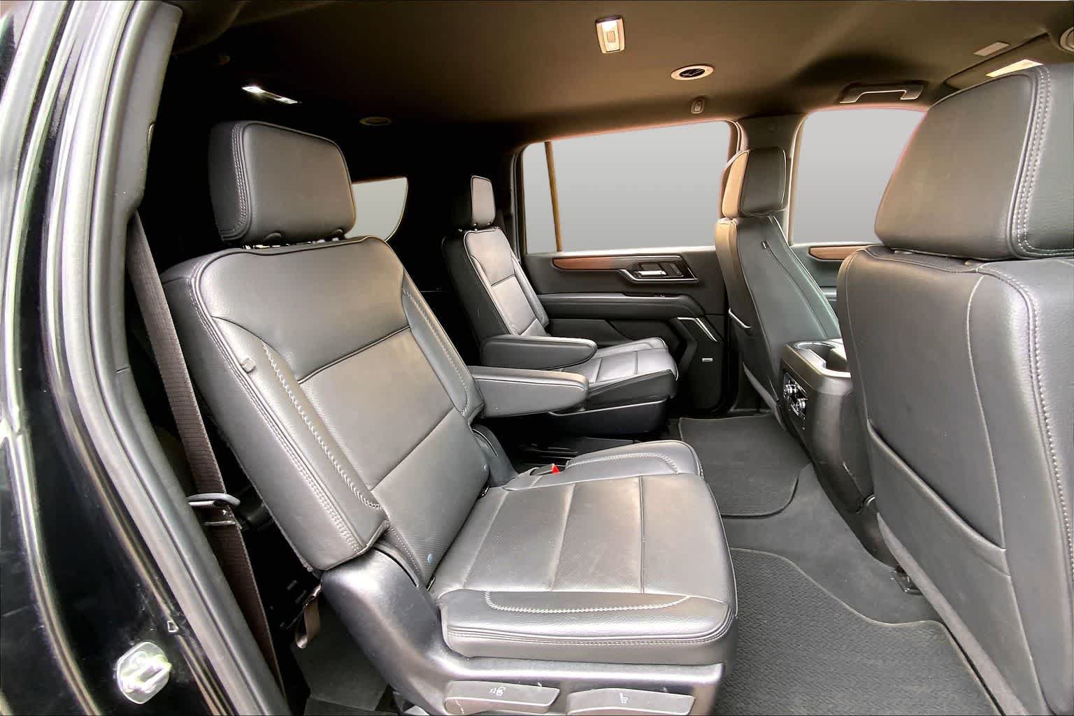 Used 2025 Onyx Black GMC Denali image 20