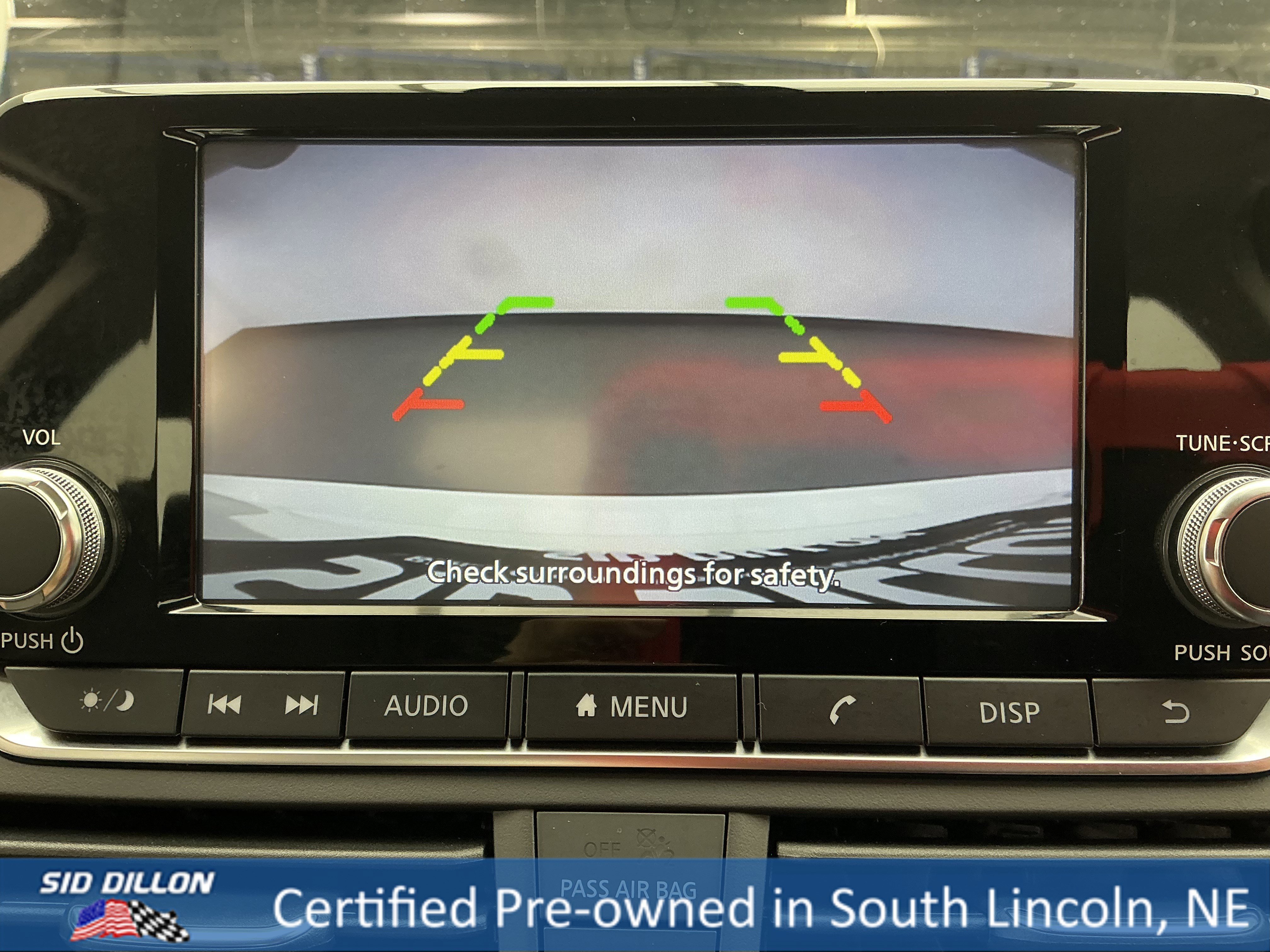 View vehicle photo 7