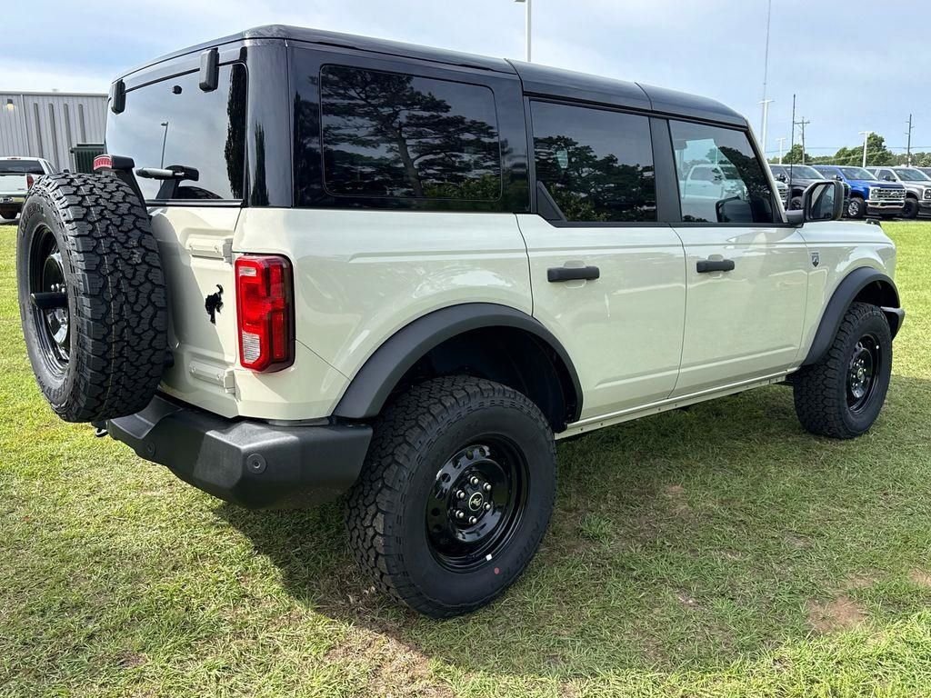 New 2026 Desert Sand Ford Big Bend® image 9