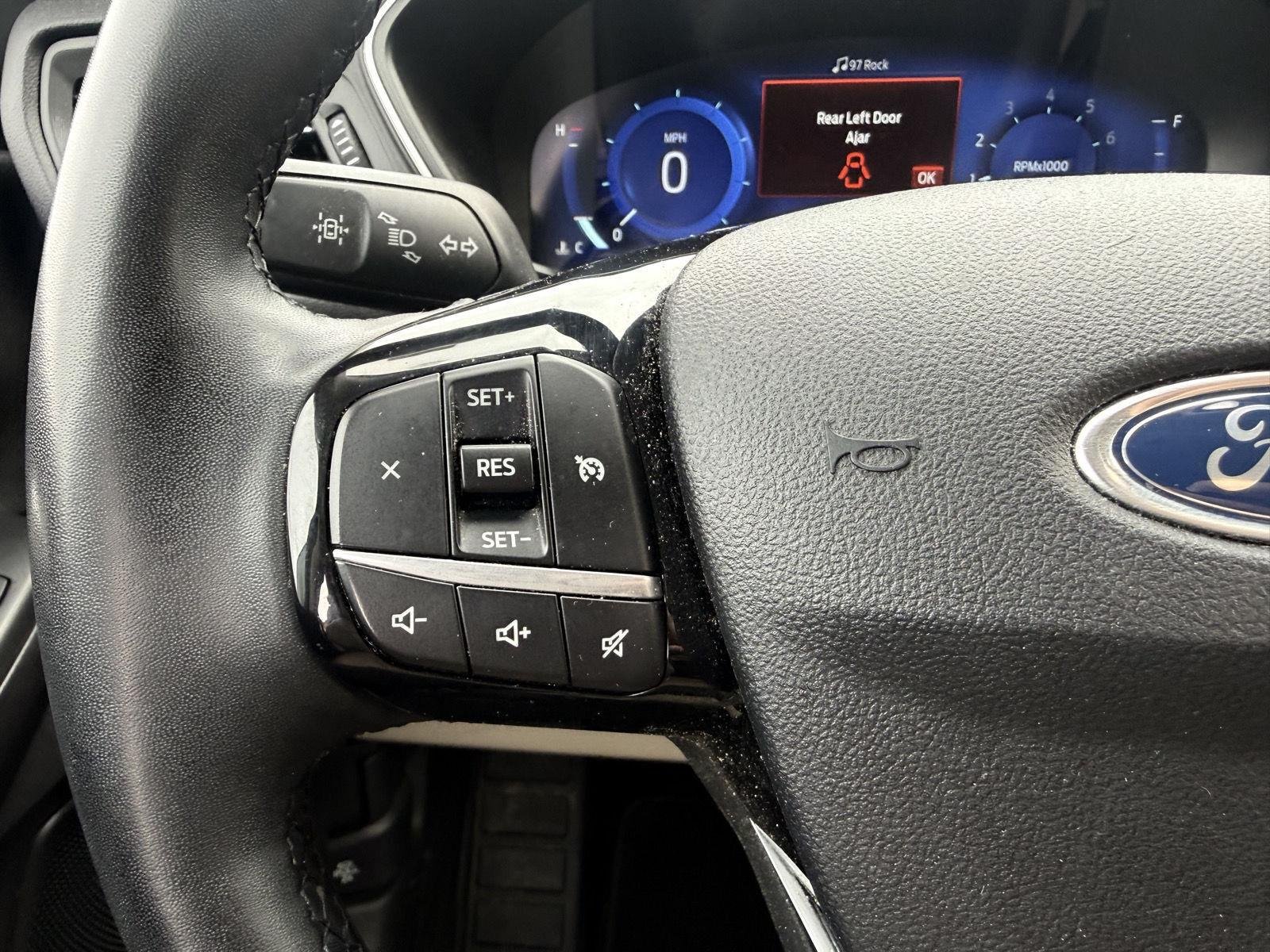 Used 2021 Desert Gold Ford SEL image 10