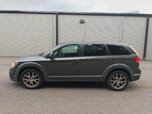 Used 2015 Gray Dodge R/T image 5