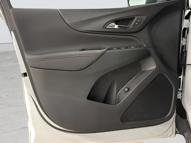 Used 2022 White Chevrolet RS image 11