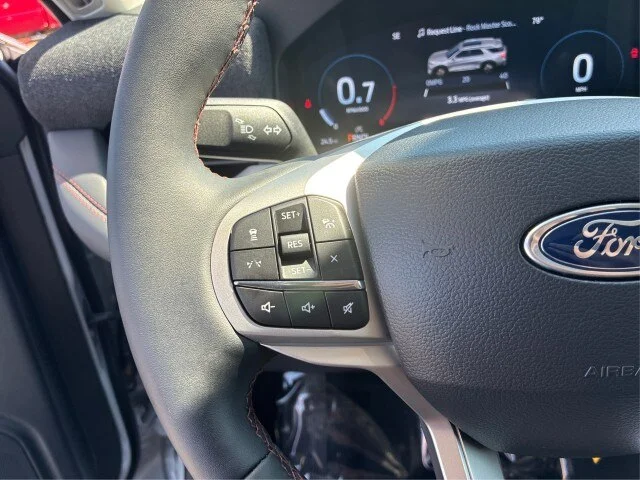 New 2026 Space White Metallic Ford Active image 45